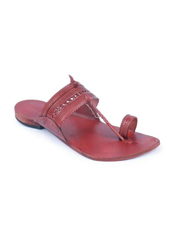 Online kolhapuri chappal discount