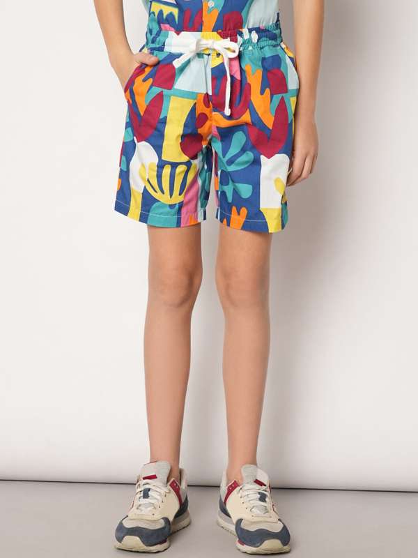 Knee length shorts for juniors hot sale