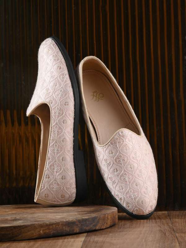 Jutti myntra hotsell