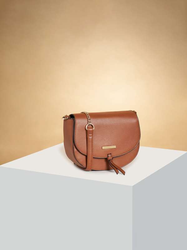Pantaloons handbags online shopping hotsell