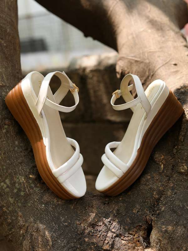 Off white 2025 wedge heels