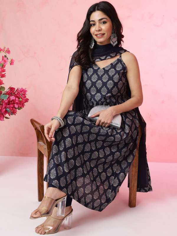 Churidar sleeveless hotsell