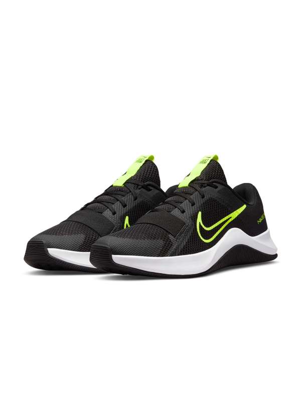 Nike sneakers under 1000 clearance