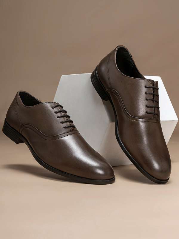 Red tape oxford shoes deals