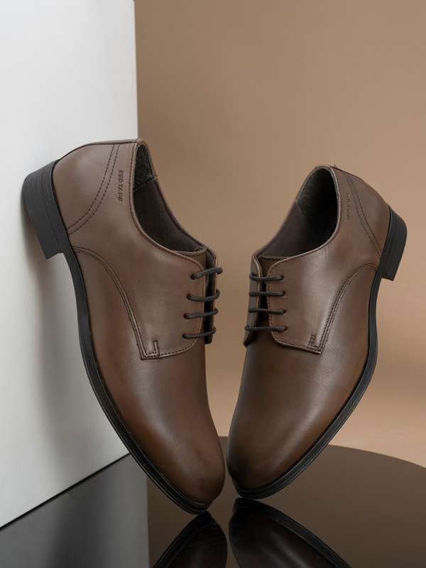 Formal leather shoes red tape store