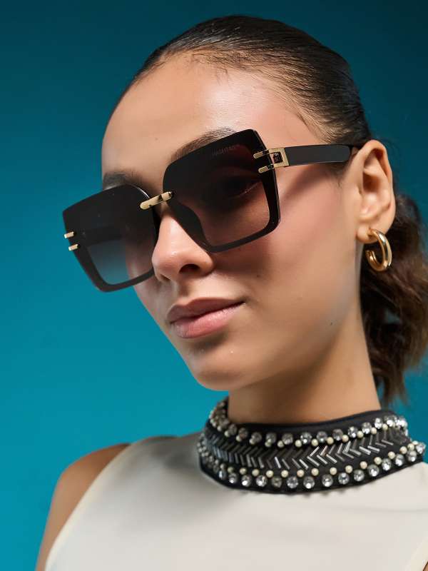 Womens oversized ray bans 2025
