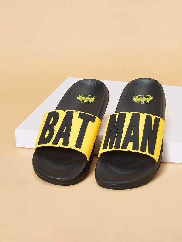 Buy Kids Ville Boys Grey Batman Printed Thong Flip Flops - Flip Flops for  Boys 16013664