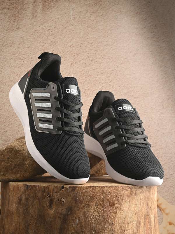 Black Sports Shoes Under 1000 Buy Black Sports Shoes Under 1000 online in India