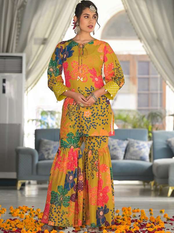 Varanga Kurtis Kurtas Sets Buy Varanga Kurtis Kurtas Sets online in India