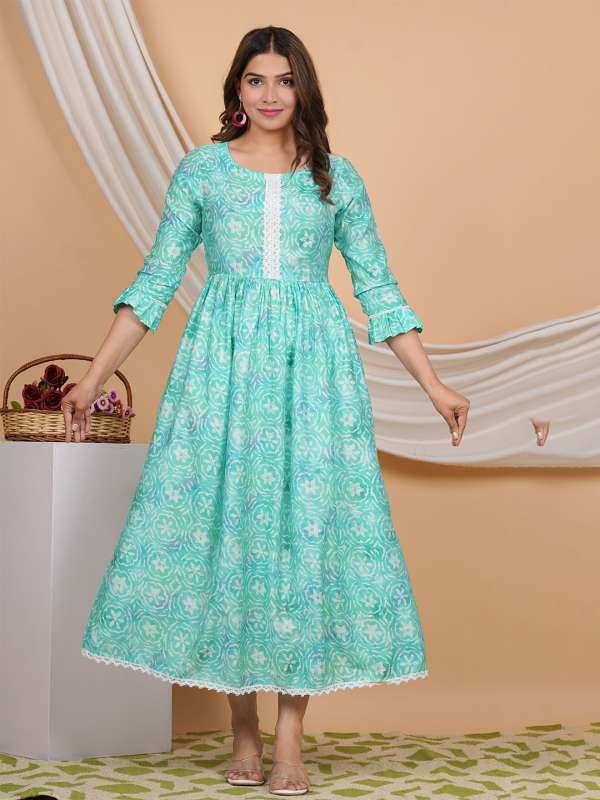 New store silk dress