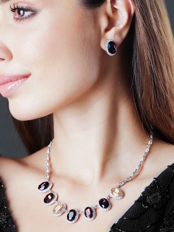 Royal jewellery online sales