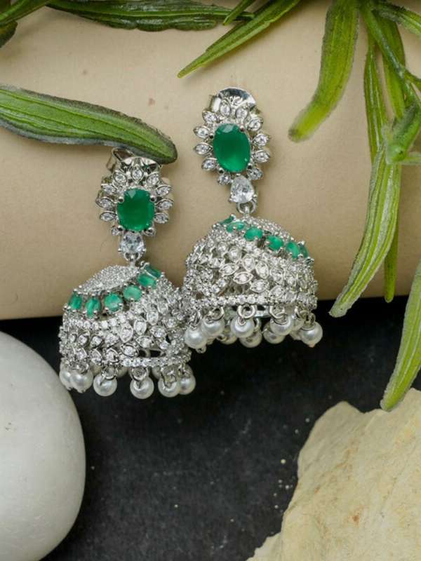 Antique earrings shop