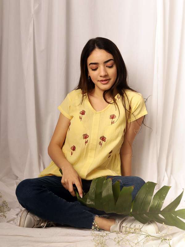 ladies tops online shopping myntra