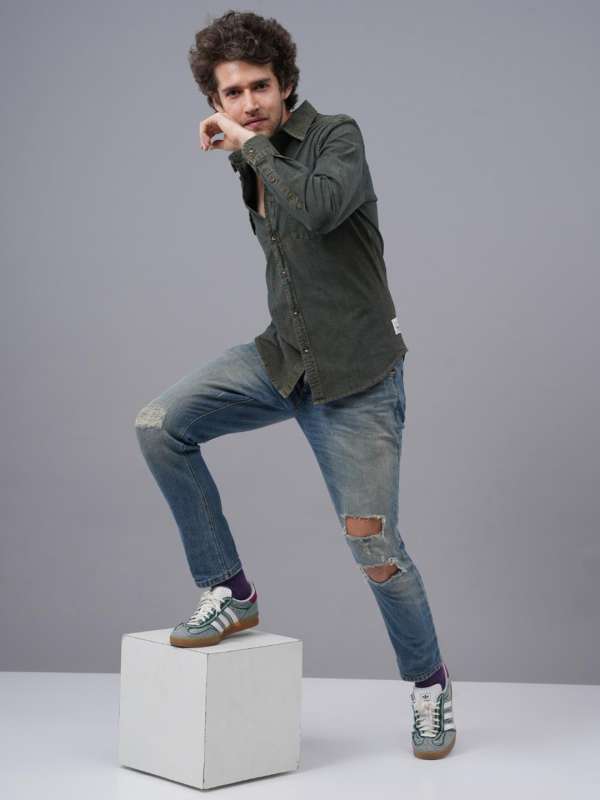 Olive green shirt light blue jeans hot sale