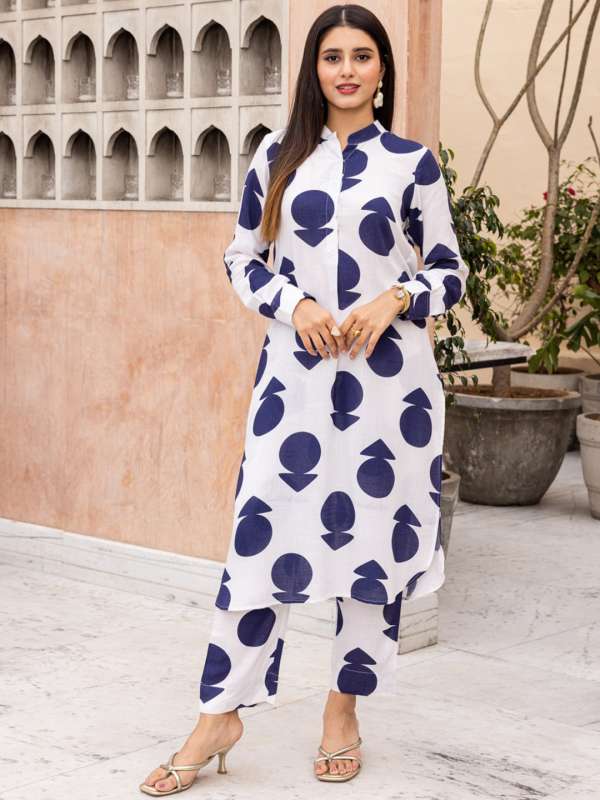 Buy Ambraee Clothing Online Myntra