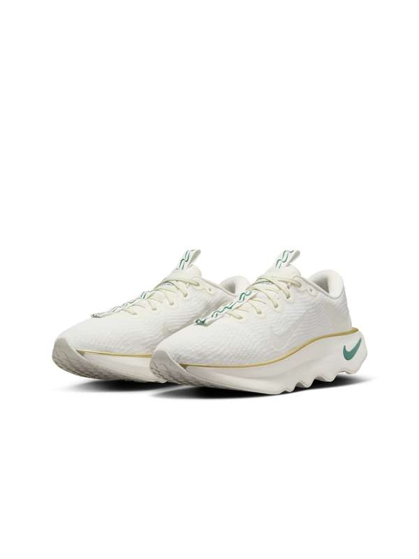 Nike shoes under 7000 sales