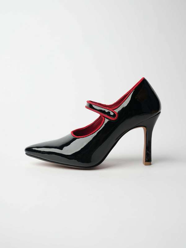 Black Stilettos Buy Trendy Black Stilettos Online in India Myntra