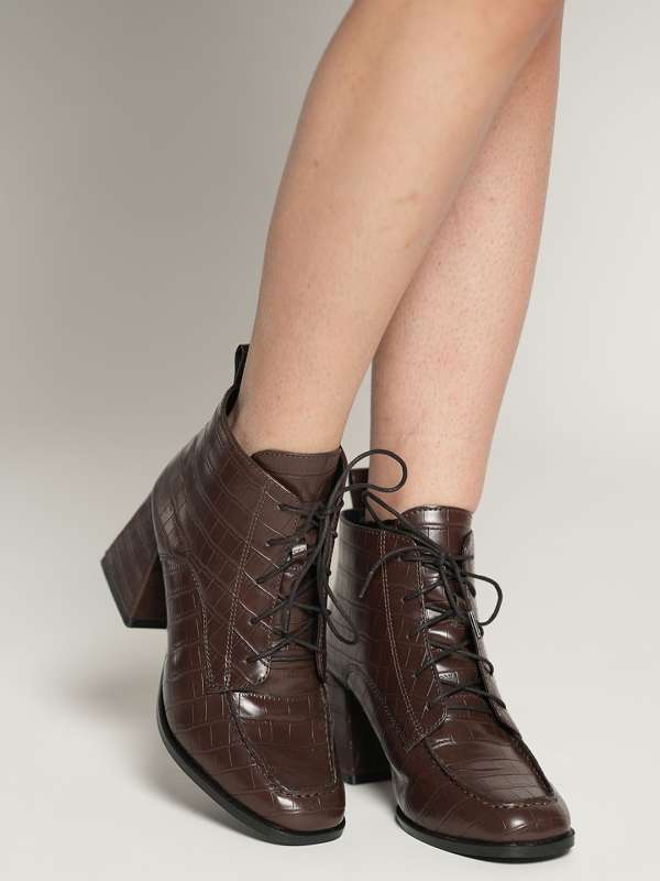 Myntra ladies boots online