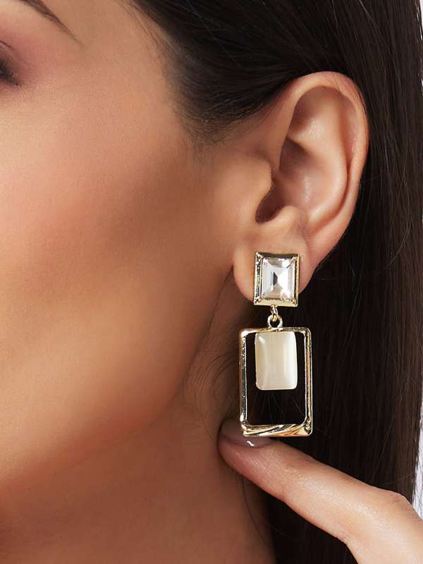 Globus Earrings Buy Globus Earrings online in India