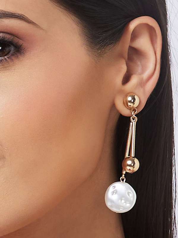 Globus Earrings Buy Globus Earrings online in India