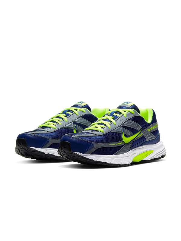 Nike men's sports shoes myntra store