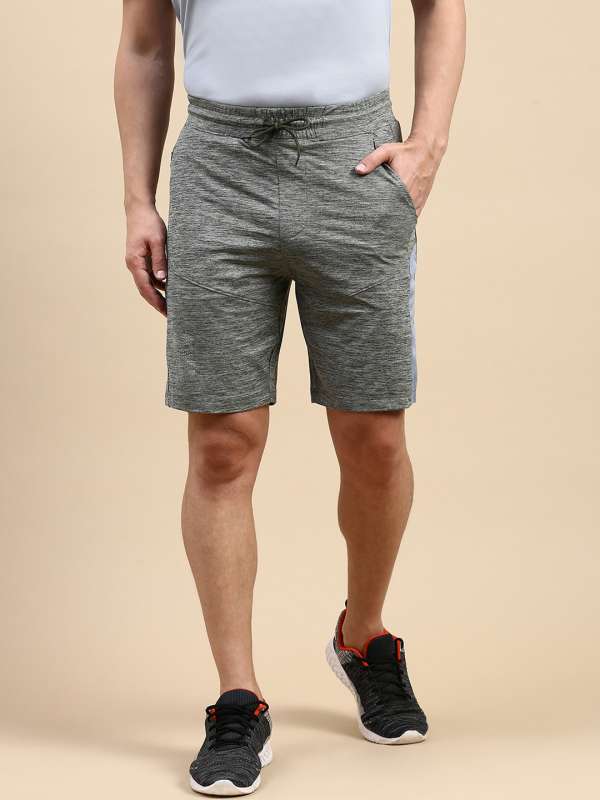 Classic polo shorts store