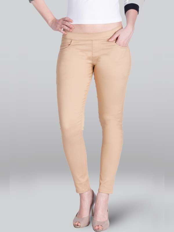 Beige jeggings top