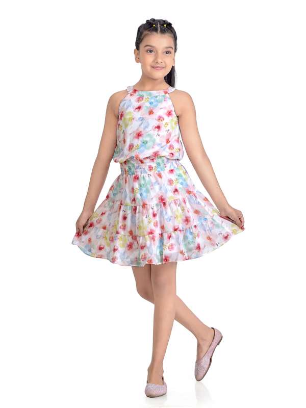 Tiny girl frocks 2025