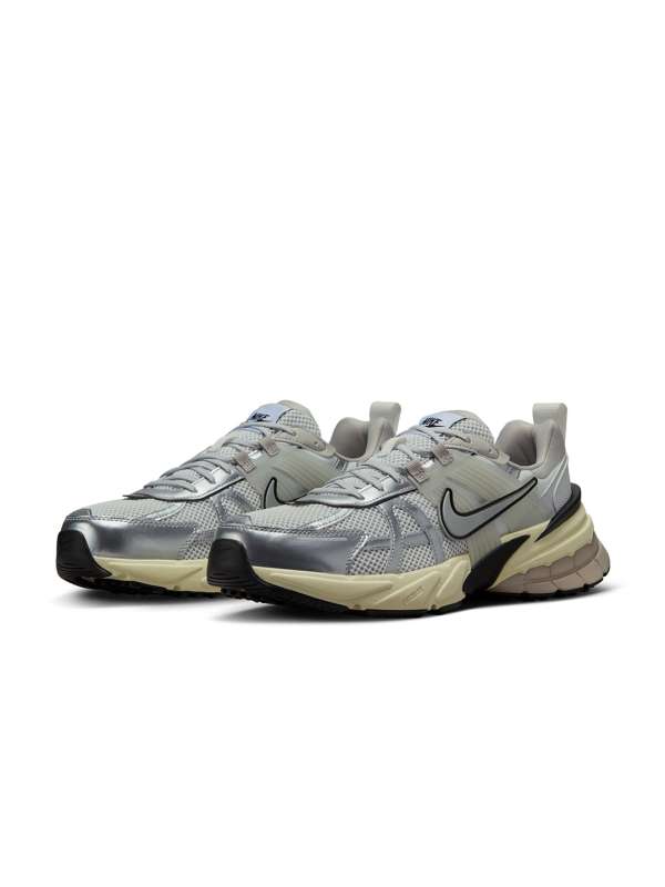 Buy Nike Sneakers for Men Online Get up to 60 Off Myntra