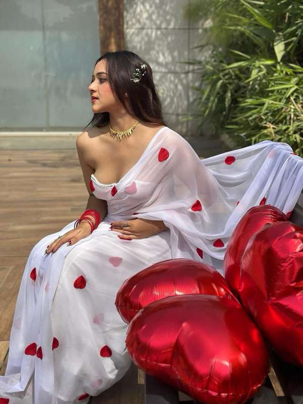 Sarees Online Below 1000 Buy Sarees Online Below 1000 online in India