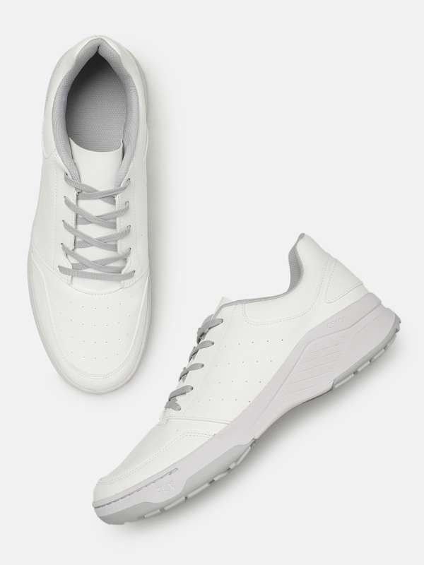 Range Rs 100 300 Sports Shoes Buy Range Rs 100 300 Sports Shoes online in India