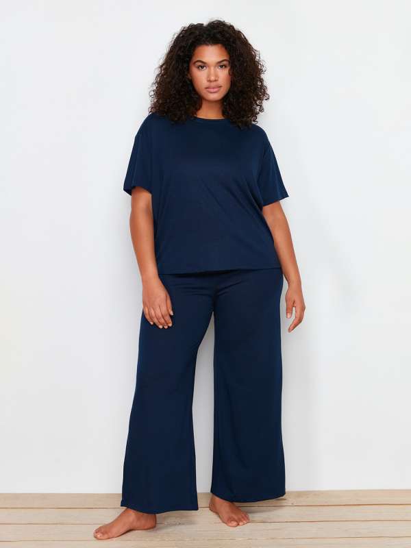 Nike night suit clearance
