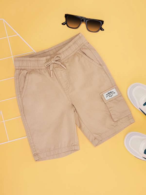 Khaki shorts car price in india cheap