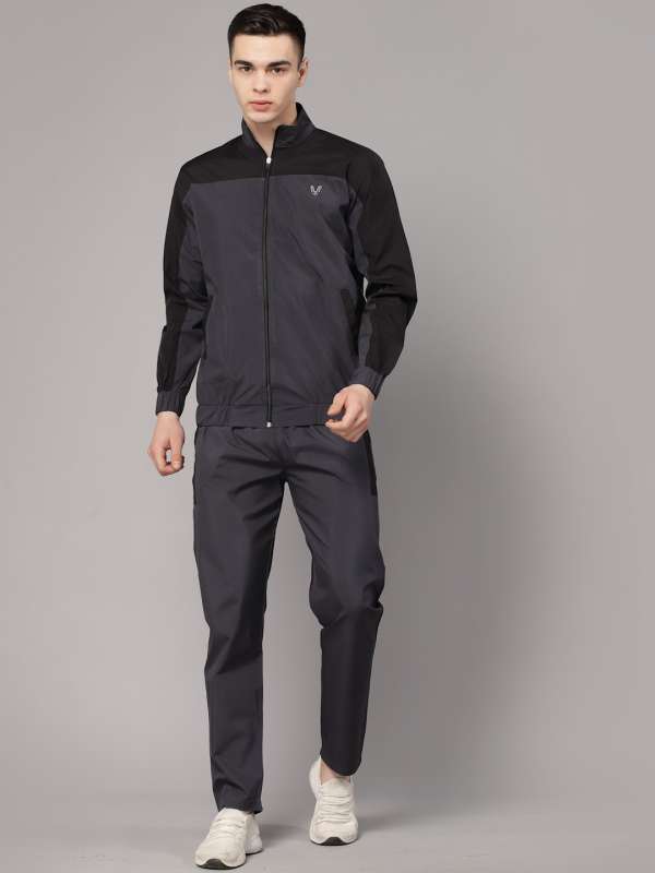 Buy sportswear online india sales