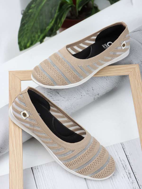 Beige Women Belly Shoes Carlton London Buy Beige Women Belly Shoes Carlton London online in India