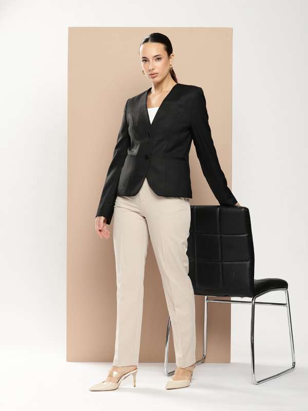 Scullers blazer discount