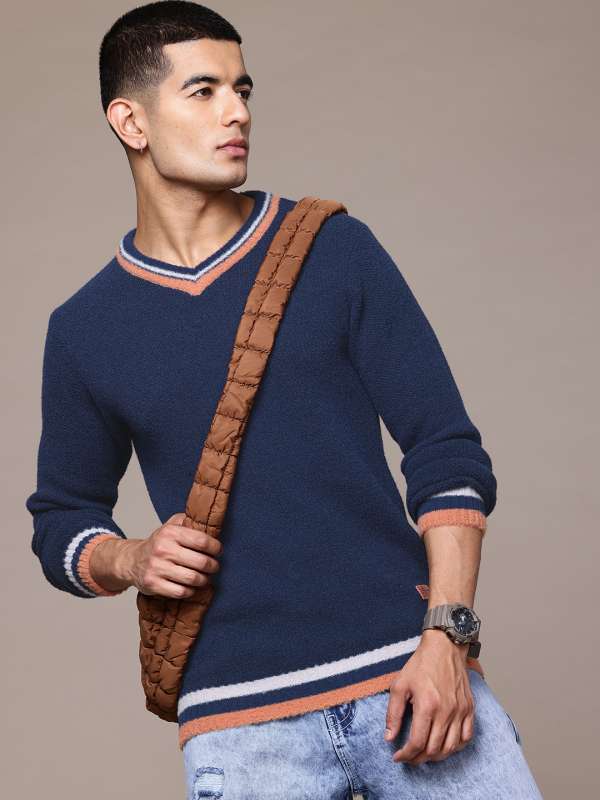 Pullover fuzzy sweater on sale