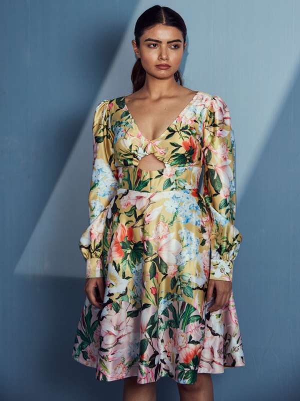 Geethika kanumilli dresses online clearance