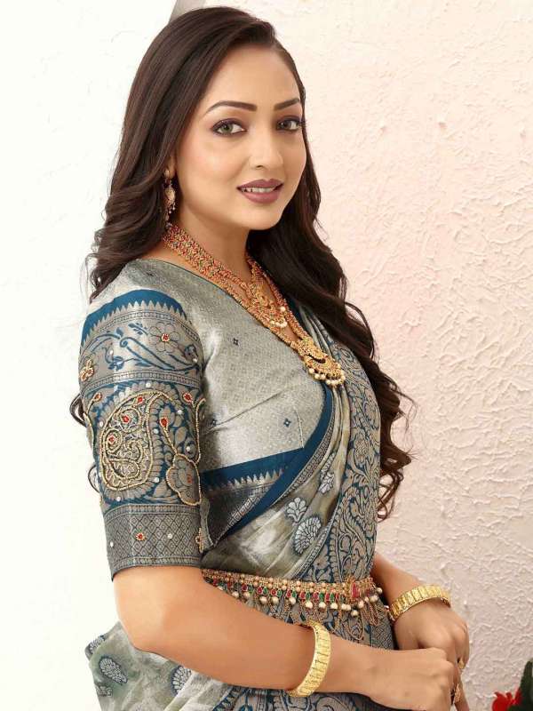 Myntra kanjivaram saree hotsell
