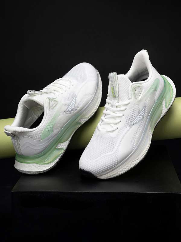 Red tape shoes sports online on sale