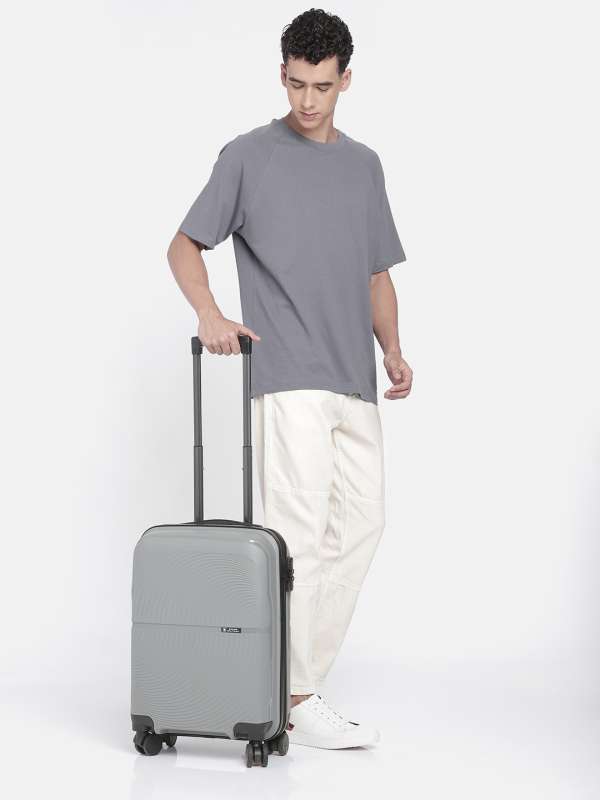 Swiss Military Bags Get upto 40 on Swiss Military Bags for Men Women online Myntra