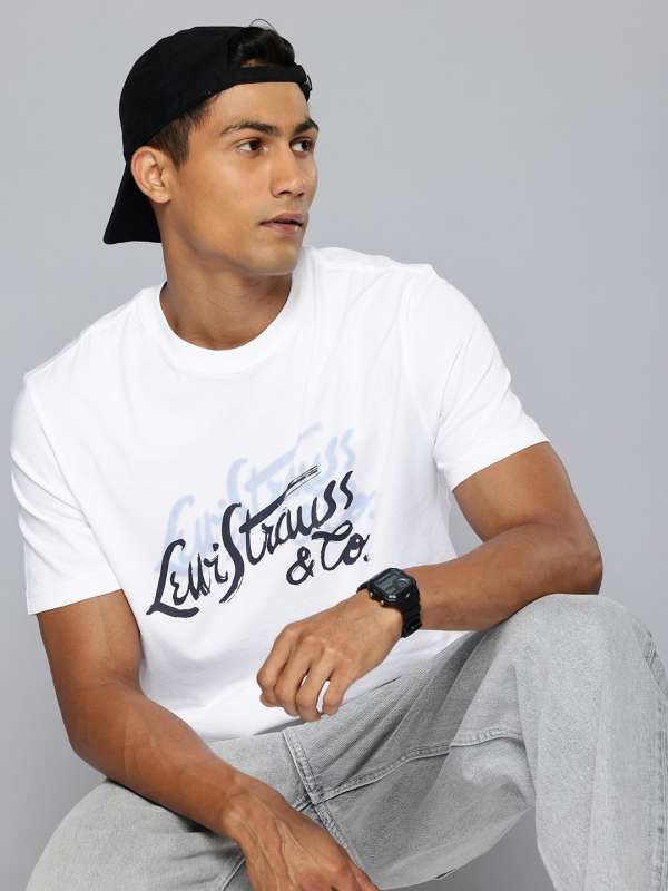 Levis t shirts men's white 2025