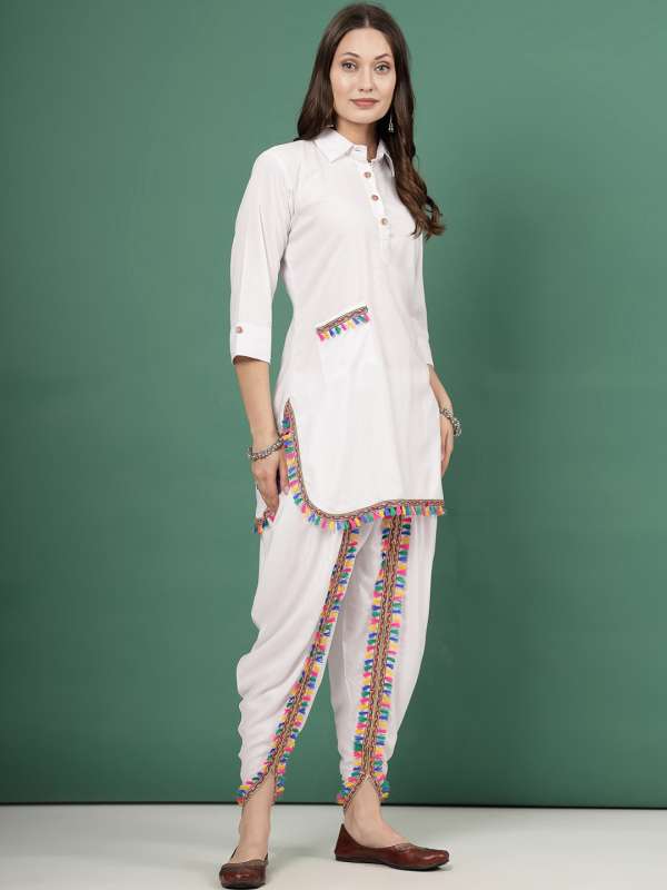 Pants on kurtis online