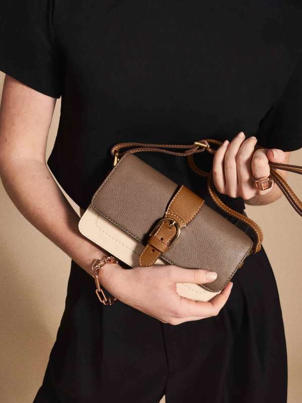 Fossil Leather Messenger Bags Buy Fossil Leather Messenger Bags online in India
