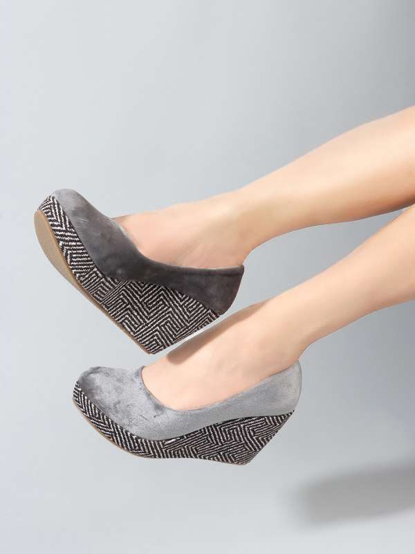 Grey closed toe wedges new arrivals