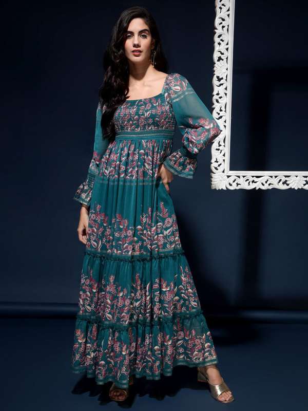 Latest design of dresses for ladies online
