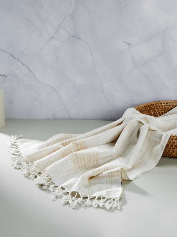 Fabindia towel stand online