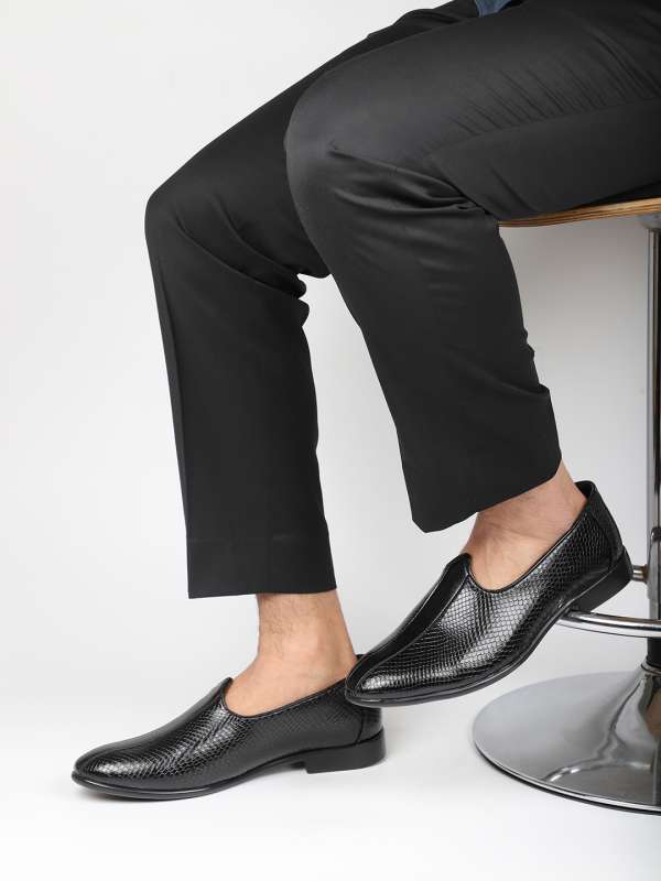 Footwear for ethnic wear clearance