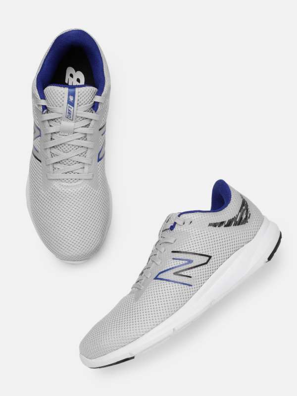 D sports shoes cheap