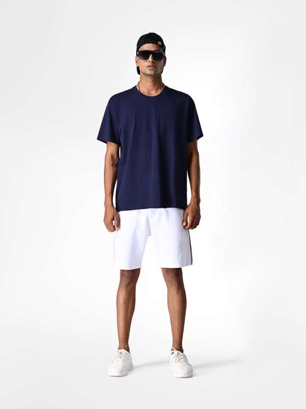 Hollister Tshirts Sweatshirts Shorts Combo Pack Buy Hollister Tshirts Sweatshirts Shorts Combo Pack online in India
